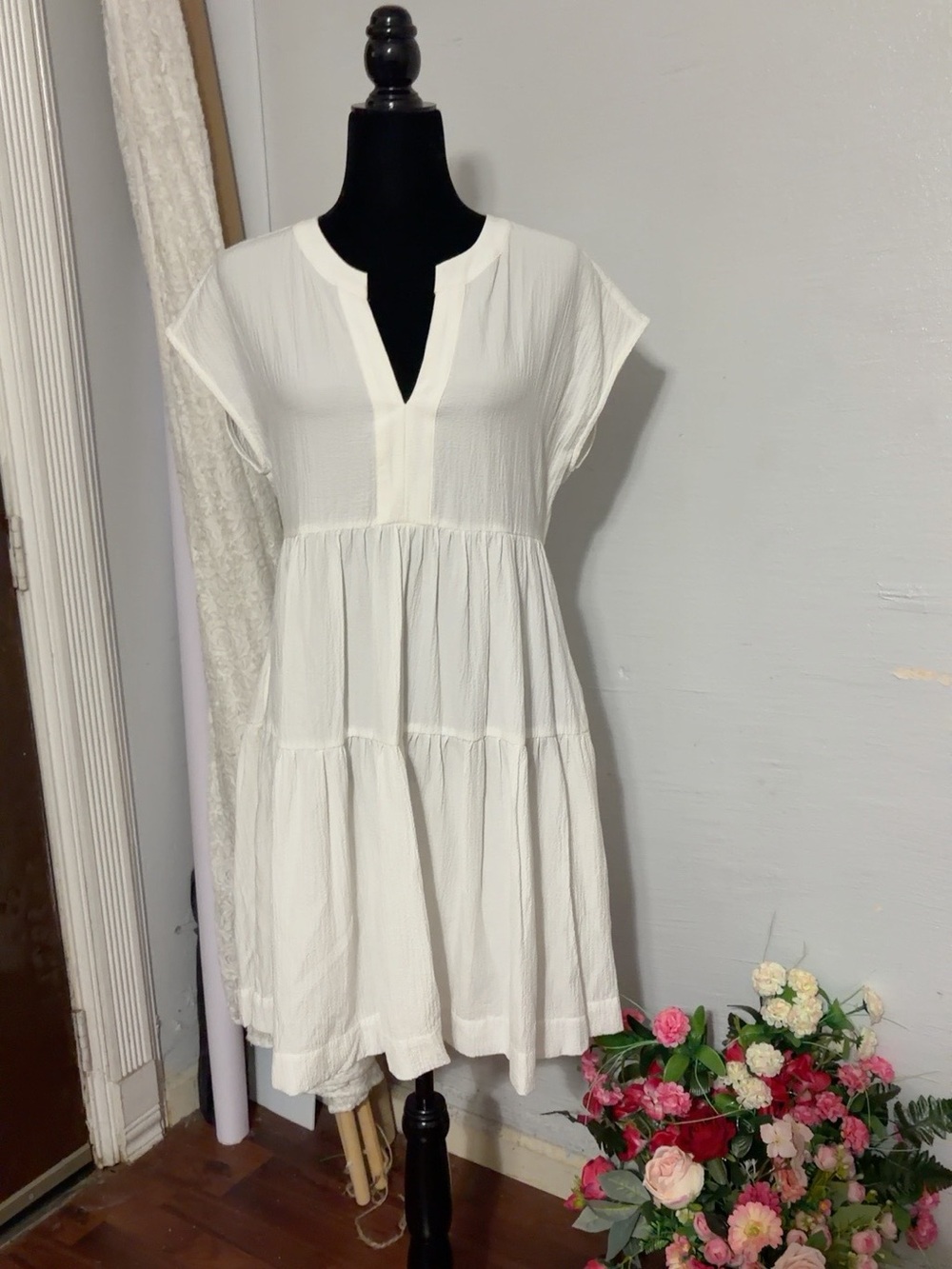Calvin Klein White Tiered V-Neck Mini Dress